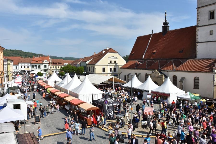 Průvodce 30. Slavnostmi chřestu a vína